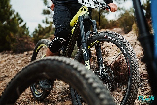 Vittoria Agarro G2.0 TNT 27.5 Inch MTB Tire 3 Vittoria Agarro G2.0 TNT 27.5 Inch MTB Tire - Image 3