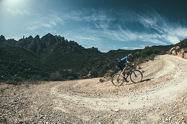 Vittoria Terreno Mix G2.0 Gravel/Cyclocross Tire 5 Vittoria Terreno Mix G2.0 Gravel/Cyclocross Tire - Image 5