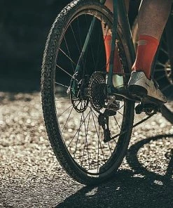 Vittoria Terreno Mix G2.0 Gravel/Cyclocross Tire 8 Vittoria Terreno Mix G2.0 Gravel/Cyclocross Tire -SRAM Official Website vibgv3 4