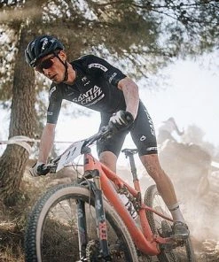 Vittoria Mezcal G2.0 TLR 29 Inch MTB Tire 7 Vittoria Mezcal G2.0 TLR 29 Inch MTB Tire -SRAM Official Website vibhf3 4