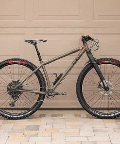 Vittoria Syerra 29" Downcountry MTB Tire 10 Vittoria Syerra 29" Downcountry MTB Tire -SRAM Official Website vihue1 4